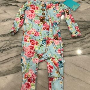 Posh Peanut long sleeve onesie